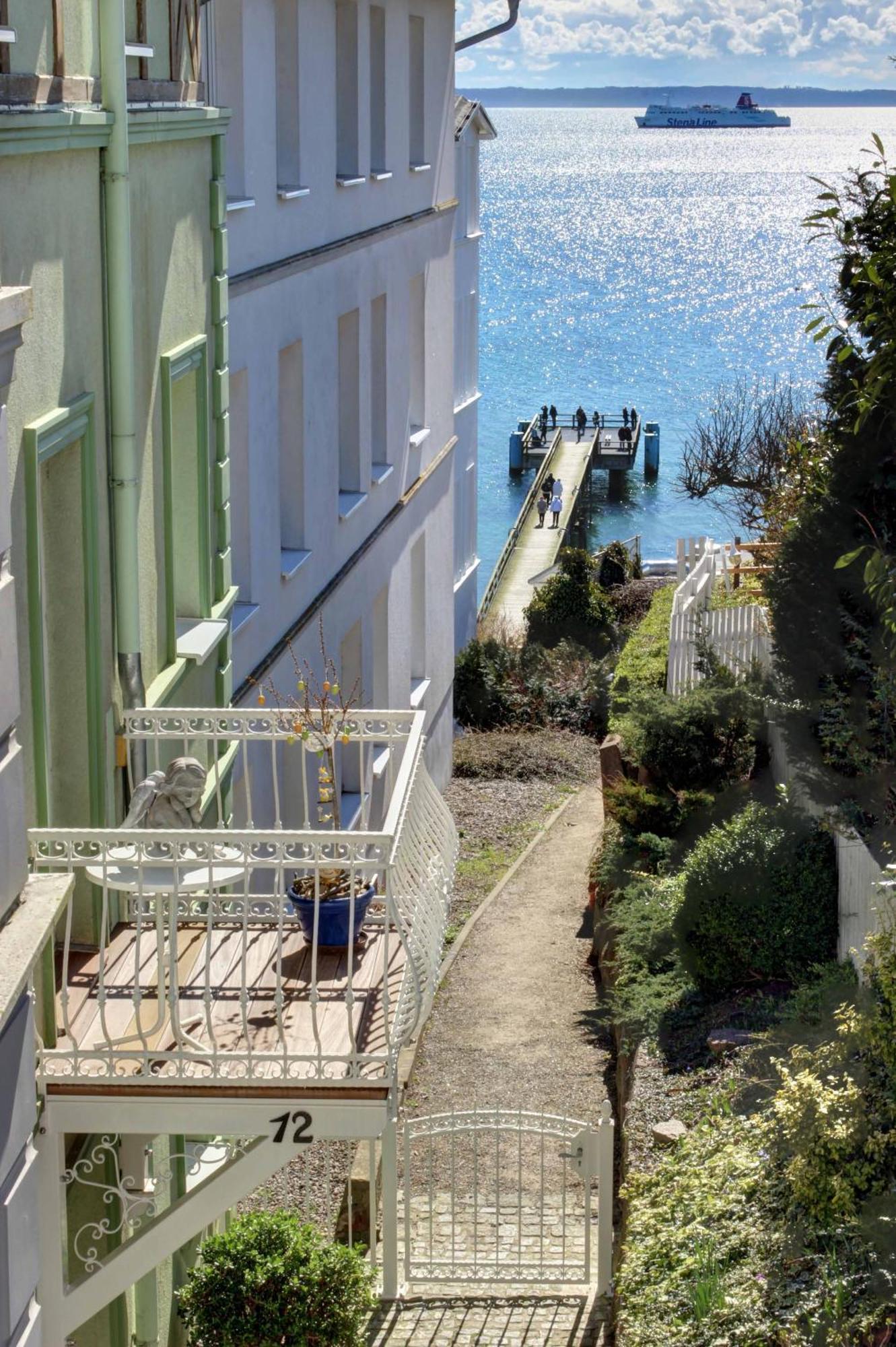 Villa Fernsicht - Wohnung Nr 1 - Mit Meerblick Sassnitz Esterno foto